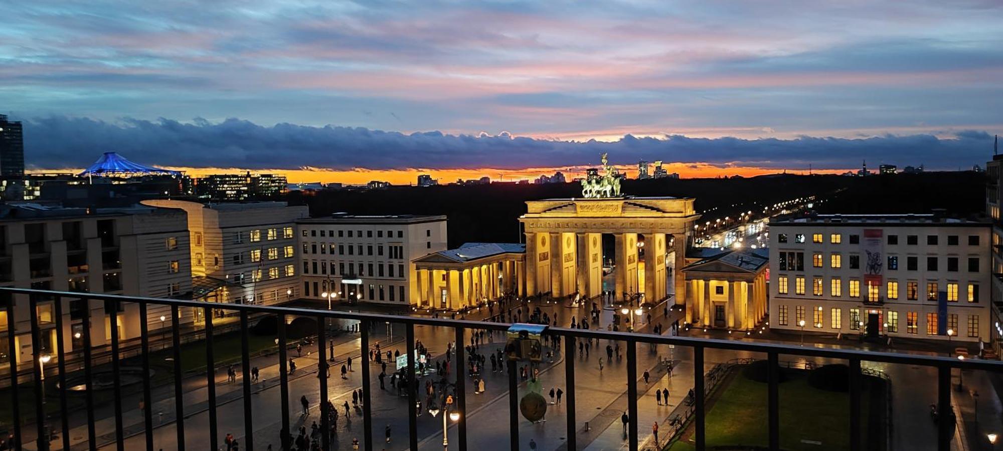 Nexliving Berlin Brandenburger Tor Aparthotel ภายนอก รูปภาพ