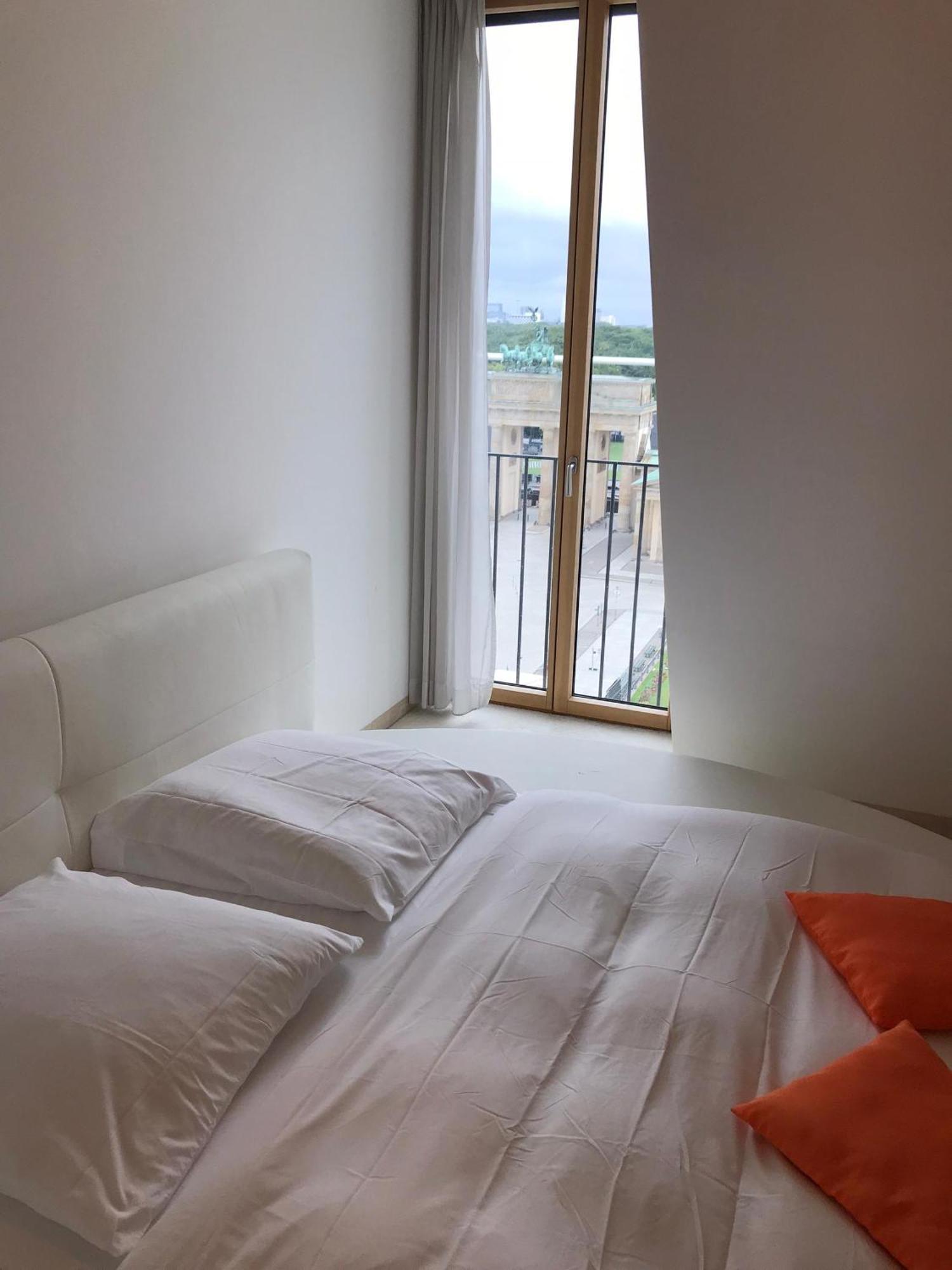 Nexliving Berlin Brandenburger Tor Aparthotel ภายนอก รูปภาพ